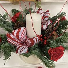 Christmas Table Arrangement 